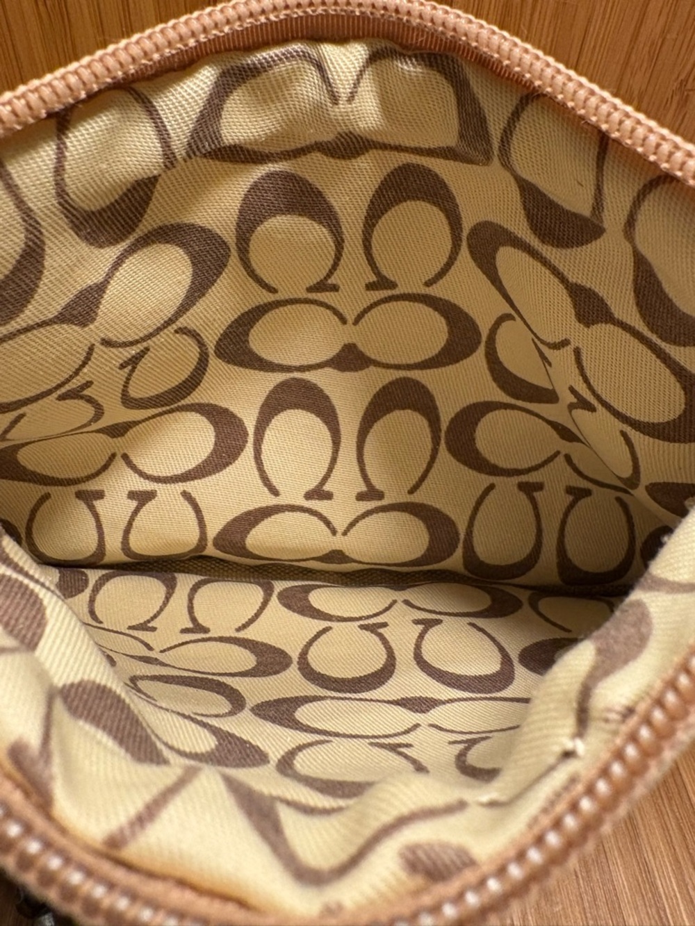 Vintage Coach Graffiti Wristlet - Picture 3 of 4